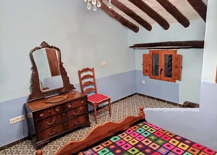 Acogedora Casa De Pueblo, Con Todas Las Comodidades